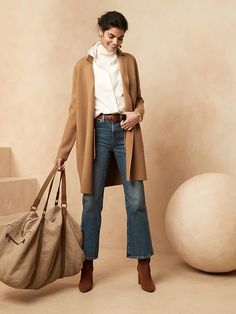 Cocoon Coatigan Sweater | Banana Republic Mode Casual, 60 Fashion, Fashion Mistakes, Style Mistakes, Fall Fashion Trends, Autumn Fashion Women, Fall Looks, Fall Outfits Women, Fall Wardrobe