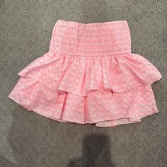 Size: S/M Never Worn! Pink Floral Skirt, Mom And Baby, Floral Skirt, Pink Floral, Pink White, Fashion Inspo Outfits, Womens Skirt, Fashion Inspo, Pink