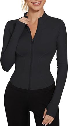 This womens sports tops is made of 75%Nylon 25%Spandex, soft, breathable and elastic, wicking moisture.Whether you use it as an everyday top or a sports t shirts, it offers the ultimate in comfort, breathability and freedom of movement. it will make you more comfortable Long Sleeve Gym Tops, Gym Tops Women, Thermo Leggings, Gym Jacket, Yoga Crop Tops, Yoga Jacket, Slim Fit Top, Gym Tops