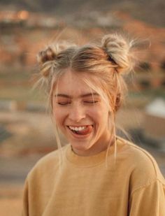 Thick Hair Inspiration, Marla Catherine, Diy Girls, Space Buns, Nice Hair, Effortless Hairstyles, Good Hair Day