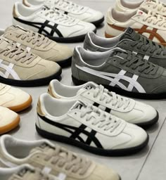 Onitsuka Tiger Mens, Photographie Indie, Asics Onitsuka, Dope Jewelry Accessories, Tiger Mexico 66, Onitsuka Tiger Mexico 66, Jeweled Shoes