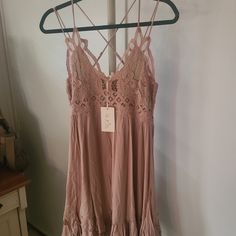 Great For Spring Or Summer Party, Wedding Guest, Etc. Never Been Worn. Beige Flowy Spaghetti Strap Dress, Beige Flowy Dress With Spaghetti Straps, Flowy Beige Spaghetti Strap Dress, Spring Bridesmaid Mini Dress With Lace Trim, Elegant Beige Sundress For Brunch, Beige Summer Bridesmaid Dress, Beige Ruffles Sundress For Party, Elegant Sundress With Lace Trim For Brunch, Beige Lace Bridesmaid Dress