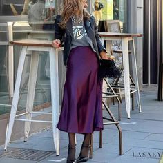 Lasaky - Satin Waist-Tied Zipper A-Line Skirt Purple Skirt Outfit, Satin Skirt Outfit, Makijaż Smokey Eye, Moda Chic, Purple Outfits, Purple Skirt, Satin Midi Skirt, Looks Street Style, A Skirt