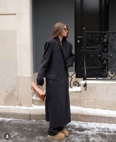 #monochrome #fall #fashion London Outfit, Paris Outfits, Estilo Chic, Outfit Inspo Fall, Professional Outfits, Mode Inspiration, Winter Fashion Outfits