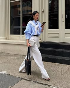 An Updated Take On Styling Work Trousers For Everyday Chic Office Outfit, Parisian Outfits, 가을 패션, Outfit Inspo Fall, Classic Outfits, Casual Style Outfits, Office Outfits, Happy Sunday