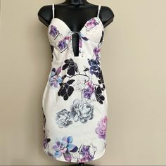 Selfie Leslie Floral Dress With Plunging Cutout Neckline With Padded Cups, Adjustable Cami Straps, Back Zip Closure, And A Bodycon Silhouette. Purple Floral Print Dress With Sweetheart Neckline, Purple Floral Print Mini Dress For Night Out, Cutout Neckline, Mini Dress Floral, Selfie Leslie, Dress Floral, Criss Cross, Floral Dress, Dresser