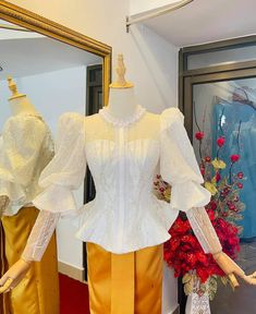 Autumn Outfit Ideas, Thai Wedding Dress, Traditional Dresses Designs, Gaun Fashion, Myanmar Dress Design