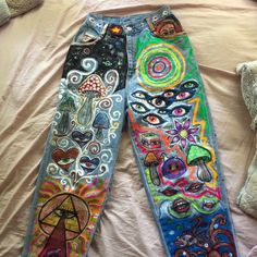 Edgy Craft Ideas, Trippy Pants Painting, Paint Stained Clothes, Clothes With Eyes On Them, Custom Jean Jacket Ideas Paint, Art Clothes Painting, Painting On Pants Ideas, Jacket Painting Ideas, Custom Clothes Diy