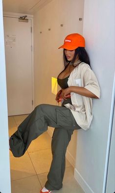 Women Casual Outfits, Winter Outfits Ideas, Trendy Outfit Inspo, Trendy Outfit Ideas, Trending Ideas, Outfits Streetwear, Outfits With Hats, Baddie Outfits Casual