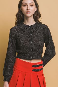 Elevate your wardrobe with our Short Collared Sweater. This elegant piece features a chic short collar and is crafted from a luxurious fabric blend. The classic Black color adds a timeless and versatile element to this sophisticated design. Key Features: Fabric: Made from 90% acrylic, 7% polyester, and 3% metallic, providing a soft, durable, and subtly shimmering finish. Fit: Designed for a flattering fit with a short collar that enhances its refined look. Color Options: Available in a classic B Collared Sweater, Blue Zone, Cardigan Crop, Stylish Sweaters, Chic Sweaters, Luxurious Fabric, Collar Sweater, Plus Size Maxi Dresses, Chunky Knits Sweater