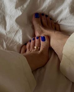 Pretty Toe Nail Colors, Toe Gel Nails, Neutral Toe Nail Colors, Pedicure Nail Colors, Toe Nails Colors, Summer Toe Nails Colors, Pedicure Azul, Toes Nails Colors, Pedicure Inspiration