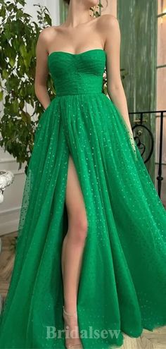 A-line Green Tulle Modest Elegant Strapless Popular Long Party Evening – bridalsew Prom Dresses Emerald Green, Prom Dresses Emerald, Green Tulle Prom Dress, Dresses Emerald Green, Tulle Prom Dresses, Split Prom Dresses, Green Tulle, Strapless Prom Dress, Strapless Prom Dresses