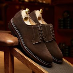 Crockett & Jones - Men’s Oxford & Derby shoes Corporate Shoes, Dark Brown Suede Boots, Ronaldo Style, Pink Shirt Men, Aesthetic Man, Sophisticated Men, Dress Up Shoes, Mens Derby Shoes