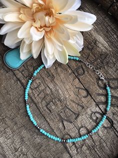 Vintage Beaded Turquoise Necklace With Round Beads, Nickel-free Blue Turquoise Necklace With Round Beads, Adjustable Turquoise Beaded Chain Choker, Adjustable Polished Turquoise Bead Necklace, Turquoise Beaded Choker, Bohemian Turquoise Beaded Chain Jewelry, Turquoise Beaded Chain Choker, Festival Turquoise Beaded Chain Necklace, Bohemian Turquoise Beaded Choker