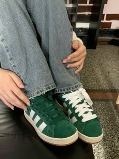 #adidas #green #shoes #campus #adidascampus #trendy Green Adidas Campus, Green Campus, Bougie Outfits, Shoes Wishlist