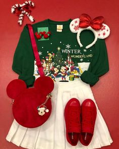 Disney Christmas Clothes, Christmas In Disneyland Outfit, Disney Outfit Ideas Christmas, Disney Christmas Family Outfits, Christmas In Disney World Outfits, Disney Christmas Party Outfit Ideas, Mickeys Very Merry Christmas Party Outfit, Universal Studios Christmas Outfit, Disney Christmas Outfit Ideas