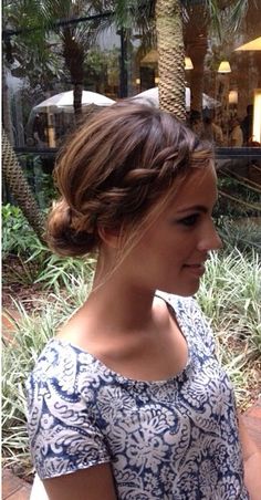 Cute but simple Chignon Simple, Hair Knot, Wedding Guest Hairstyles, Long Blonde Hair, Hair Envy, Hairstyles Haircuts