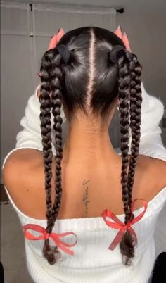 School Slick Back Hairstyles, Football Hairstyles Women, Pigtails With Bows, Hair Inspiration Long, Hairstyles For Layered Hair, Pigtail Hairstyles, Hairdos For Curly Hair, School Hairstyles