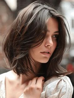 48 Summer Haircuts for Thick Hair: A Trendy Guide for 2024 Short Summer Haircuts, Straight Thick Hair, Bob Haircuts For Thick Hair, Summer Haircut, Bob Ideas, Hear Style, Grey Nails, Haircuts For Thick Hair, Choppy Bob Haircuts