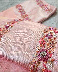 Saree Blouse Styles, Maggam Work Blouse, Wedding Kit, Zardozi Embroidery, Antique Gold Jewelry Indian, Simple Embroidery Designs, Wedding Blouse Designs