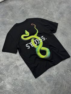 Daily wear street style your own style Snake T Shirt Design, Oversized Black T-shirt With Graffiti Print, Dragon Print Cotton T-shirt For Streetwear, Black And White T Shirts, Cotton T-shirt With Dragon Print, Streetwear Dragon Print Short Sleeve T-shirt, Snake Print, Oversized Tshirt, Daily Wear