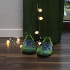 Felted slippers for women - excellent Christmas gift! Non-slip sole is covered with natural latex. Now slippers are also available in rubber soles. Please follow the link if interested https://www.etsy.com/listing/100254500/rubber-soles-for-felted-slippers. Felt is a perfect material for footwear. It is extremely wear proof and warm. When you put the slippers on, you won't want to take them off. Felt will definitely make a part of your home outfit. Try JurgaFeltLife slippers on and you'll love t Gifts Grandma, Green Slippers, Christmas Slippers, Felt Wool, Wool Slippers, Felted Slippers, Slippers For Women, Green Home, Home Shoes