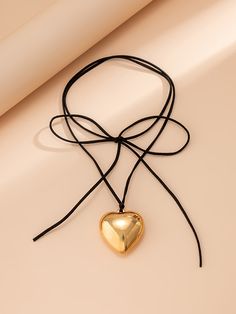 SkuCY-!115257MaterialAlloy FeatureHeart Shape OccasionOriginal Creation , Stylish Selection TypeNecklaces Accessories ColorGOLD,SILVERSizeOne_size Collar Rosa, Elegant Choker, Heart Choker Necklace, Hanging Necklaces, Heart Necklaces, Love Pendant, Heart Shaped Necklace, Heart Choker, Heart Pendant Gold