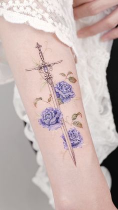 Sweet Tattoos, Dainty Tattoos, Spine Tattoos, Art Tattoos, Simplistic Tattoos, Piercing Tattoo, Creative Tattoos