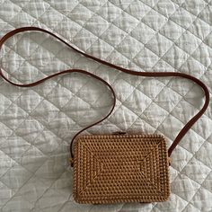 Tags Removed But Never Used Vacation Light Brown Shoulder Bag With Adjustable Strap, Summer Light Brown Shoulder Bag With Adjustable Strap, Light Brown Rectangular Satchel For Beach, Light Brown Summer Bag With Adjustable Strap, Summer Light Brown Bags With Adjustable Strap, Summer Style Brown Satchel Shoulder Bag, Brown Crochet Shoulder Bag For Summer, Casual Brown Rectangular Shoulder Bag, Casual Light Brown Rectangular Satchel