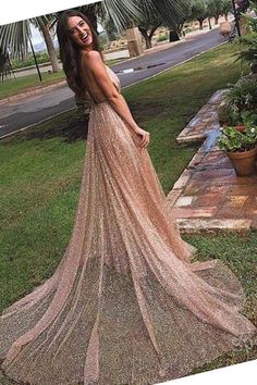 2019 Sexy Backless Spahgetti Straps Halter largo noche vestidos de baile US$ 178.00 VEP57SKA68 - 2016Vestido.com for mobile Champagne Evening Dress, Spaghetti Strap Prom Dress, Prom Dresses Online, Formal Dresses Prom, Wedding Bridesmaid Dresses, Homecoming Dress, Prom Dresses Long, Bride Dress, Special Occasion Dresses