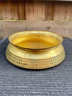 These Brass Spa Bath Bowls are crafted by our skilled artisans in Nepal, expert at making hand hammered and smooth brass products. These bowls are very durable and will last for a long time if they are taken care of properly. FOR FOOT SPA, PLEASE CHOOSE AT LEAST 12 INCHES OR ABOVE (OR DEPENDING UPON YOUR FEET SIZE) AS A DIAMETER OF SPA BOWL. THIS IS MADE TO ORDER CUSTOM PRODUCT. Brass and copper utensils change color due to a process called oxidation. When exposed to air, the metal reacts with o Copper Pedicure Bowl, Water Therapy Spa Bed, Brass Bathroom Sink Bowl, Spa Bowl, Japanese Copper Soaking Tub, Sound Bath Crystal Bowls, Holistic Therapy, Pedicure Bowls, Wooden Packaging