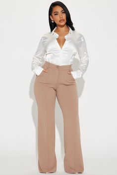 Heidi Wide Leg Trouser Pant - Taupe | Fashion Nova, Pants | Fashion Nova Hijab Fashion Pants, Fashion Nova Office Wear, Gender Neutral Professional Attire, Wide Leg Khaki Pants Outfit Work, Black Business Casual Outfits For Women, Work Outfits Black Women Professional, Pantsuits For Women Business, Baddie Office Outfits, Trendy Work Outfits