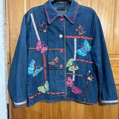 Butterfly multicolored denim shirt jacket with a cute embroidered and beaded design on the front and back. Brand is Life Style. This jacket is likely from the 90s or early 00s. 21" pit to pit, 24" shoulder to hem. Missing one button, two minor paint marks on back, pictured. Otherwise very good vintage condition - blue and pink #vintage #y2k #denimjacket Casual Multicolor Embroidered Denim Jacket, Denim Shirt Jacket, Jean Vintage, Rose Vintage, Pink Vintage, Coats Jackets Women, Denim Shirt, Vintage Denim, Life Style