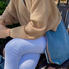 The Quinn Collection is designed to transition with you from season to season. The soft denim shade will add a pop of interest to any neutral outfit. Available in shouldersac, crossbody, and pouch.Material: 100% linen - washed finish Dimensions: 13.8"H x 14" L x 3.5"D Shipping: Items in stock will ship within 2-3 business days. Please see our Shipping terms for more information. Casual Beige Shoulder Bag For Weekend, Casual Weekend Shoulder Bag With Pockets, Casual Shoulder Bag With Pockets For Weekend, Casual Reversible Beige Bag, Casual Reversible Spring Bags, Casual Reversible Bags For Spring, Casual Cotton Shoulder Bag For Fall, Spring Denim Blue Cotton Shoulder Bag, Chic Everyday Denim Shoulder Bag