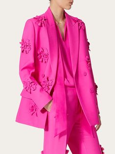 Long Sleeves Flower-Embellished Solid Color Lapel Blazer Outerwear Tops-WHITE-M High Waisted Flare Pants, Lapel Blazer, Blazer Set, Elegant Sets, High Waisted Flares, Long Sleeves Coats, Suit Fabric, Pink Pants, Look Vintage