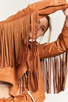 Festival Mode, Look Festival, Suede Leather Jacket, Music Festival Outfits, Western Jacket, Suede Fringe Jacket, Faux Suede Fabric, Trim Jacket, Fringe Jacket