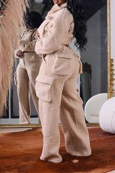 Details: Material: Wool Blend Sleeve Type: Long Sleeve Neckline: Turndown Collar Length: Long Fit Type: Regular Fit Elastic: No Size(Inch) Bust Waist Hips Length Length S 40.2 26.8 40.2 18.1 42.5 M 42.5 29.1 42.5 18.5 42.9 L 44.9 31.5 44.9 18.9 43.3 XL 47.2 33.9 47.2 19.3 43.7 XXL 49.6 36.2 49.6 19.7 44.1 XXXL 52.8 39.4 52.8 20.1 44.5 XXXXL 55.9 42.5 55.9 20.5 44.9 XXXXXL 59.1 45.7 59.1 20.9 45.3 Tips: Due to the many variations in monitors, the color in the image could look slightly different, Monochromatic Outfit Summer, Trendy Bodysuits, Trendy Blazers, Wide Leg Pants Outfit, Trendy Bottoms, Trendy Activewear, Trendy Coat, Trendy Leggings, Trendy Outerwear