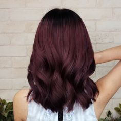 Hair Colors Ideas, Maroon Hair, Wine Hair, Hair Color Burgundy, Dark Red Hair, Burgundy Hair, Ombre Hair Color, Auburn Hair, Hair Color And Cut