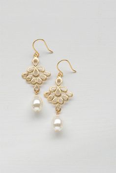 Ivory Pearl bridal Earrings White Pearl Cream Pearl Wedding Earrings Bridesmaid Earrings Gold Peacoc Elegant Dangle Jewelry With Peacock Design, Elegant Peacock Design Dangle Jewelry, Elegant Dangle Earrings With Peacock Design, Elegant Gold Earrings With Peacock Design, Elegant Peacock Design Dangle Earrings, Elegant Peacock Design Chandelier Earrings, Pearl White Teardrop Chandelier Earrings For Wedding, Elegant Filigree Teardrop Earrings, Gold Teardrop Bridal Earrings For Mother Of The Bride