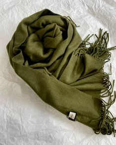 Soft shawl  Scarf for women. This is a large scarf which can be used for multi-purpose. Size : 77 / 27 " Material : Wool blend Color :Dark Green It's a perfect winter gift for friends and families. Luxury Green Pashmina Shawl, Soft Shawl, Scarf Wool, Green Scarf, Large Scarf, Wool Shawl, Shawl Scarf, Winter Gift, Green Wool