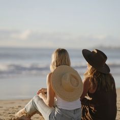 Our much loved, best selling Austin is back with an updated straw weave and in our new Sand colour! ﻿From the desert to the sea, Austin is hand braided from natural raffia straw. Designed to get you from dusty roads to salty seas and everywhere in between. The wide brim ensures sun protection and the chin strap will keep your hat on your head for every adventure. Beachy Straw Hat For Travel, Beachy Woven Straw Hat For Travel, Beachy Straw Hat With Upf 50+, Beachy Toquilla Straw Fedora For Beach, Beachy Natural Straw Hat, Natural Panama Hat With Upf 50+ For Beachy Style, Natural Panama Hat With Upf 50+ For Beach, Natural Color Panama Hat With Upf 50+ For Beach, Natural Fiber Straw Hat For Beach