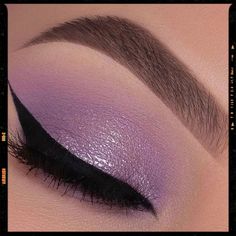 Makeup Inspiration Makeup Looks Inspiration, Lilac Makeup, Makeup Looks Ideas, Lilac Eye, Fall Eyeshadow Looks, Airbrush App