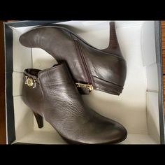 Never Worn. Very Slight Damage On Heel Tommy Hilfiger Leather Heels With Round Toe, Hilfiger Shoes, Tommy Hilfiger Shoes, Bootie, Bootie Boots, Tommy Hilfiger, Ankle Boots, Women Shoes, Boots