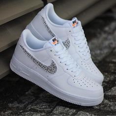 Nike Air Force 1 Outfit, White Nike Air Force, Nike Air Monarch, Shoes Air Force, Nike Shoes Air Force, White Nike Air, Nike Shoes Air, Nike Airforce 1, Nike Vapormax