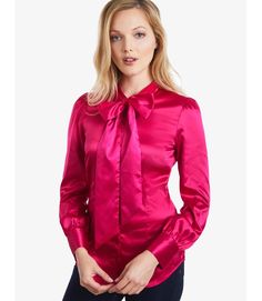 Fuschia pink satin fitted bow blouse Satijnen Blouses, Hawes And Curtis, Satin Bluse, Feminine Blouses, Magenta Pink, Vintage Blouse, Tie Neck Blouse