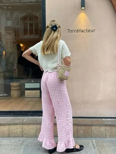 TAVIMART - Korean Fashion Ruffles Pants Summer New Women Clothing Retro Sweet Plaid Printed Pants High Waist Micro-Raise Casual Trousers Size Detail: NOTE: Please compare the detail sizes with yours before you buy ( 1Inch=2.54cm 1cm=0.39inch) Size(cm) XS Length 99 . Waist 62. Hip 98. M Length 100 . Waist 66. Hip 102. L Length 101 . Waist 70. Hip 106. XL Length 102 . Waist 74. Hip 110. Note: pls allow 2-5cm error because of handmade measure.Due to the light and screen difference, the item's color Jeanne Andreaa, Holiday Trousers, Pink Pants Outfit, Aesthetic Plaid, 2024 Clothes, Dopamine Dressing, Gingham Pants, Nashville Outfits, Ruffle Pants