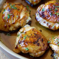 Skillet Chicken Recipes Easy, Balsamic Chicken Marinades, Honey Balsamic Chicken, Balsamic Chicken Recipes, Easy Skillet Chicken, Balsamic Vinegar Chicken, Chicken Skillet Recipes, Rasa Malaysia, Honey Balsamic