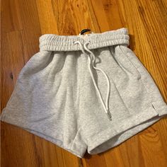 Never Worn Size Xxs Loose Fitting Very Comfy And Soft Thick Material Gray Drawstring Shorts For Spring, Cotton Athleisure Shorts For Day Out, Trendy Gray Shorts For Loungewear, Trendy Gray Shorts With Elastic Waistband, Womens Sweat Shorts, Xmas List, Sweat Shorts, Abercrombie Fitch, Loose Fitting