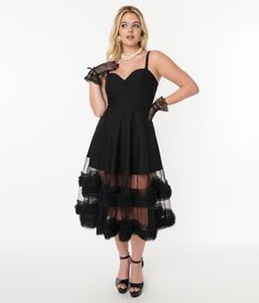 Black Tulle Dress Vintage, Luxury Evening Mini Dress With Sweetheart Neckline, Hollywood Starlet, Cocktail Dress Holiday, Party Attire, Plus Size Cocktail Dresses, Old Hollywood Glam, Roman Holiday, Unique Prom Dresses