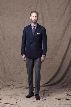 Gentleman's Club, Suit Fit Guide, Suit Combinations, Modern Suits, Men's Business Suits, Suits Men Business